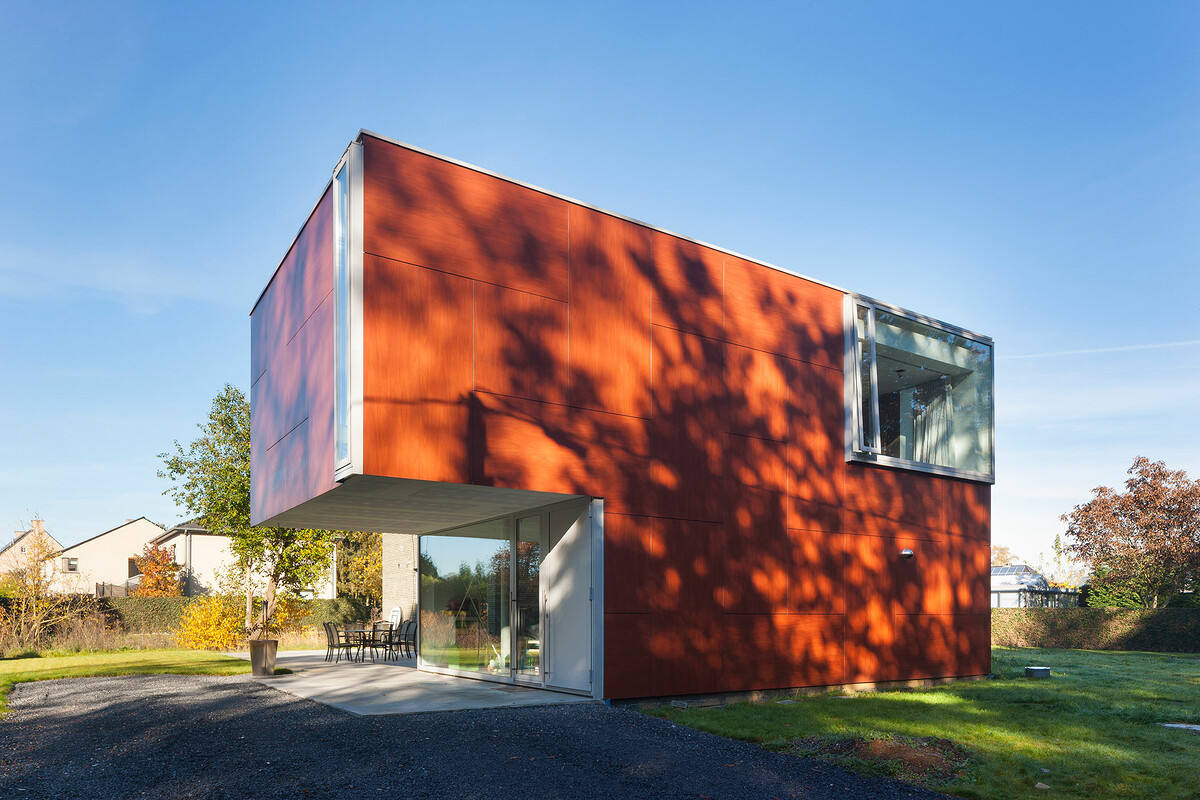 L-Shaped House